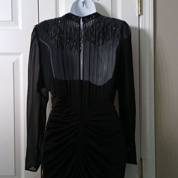 Cache Vintage black sequin embellished ruched dress Sz 10 EUC Made in USA - Picture 8 of 10